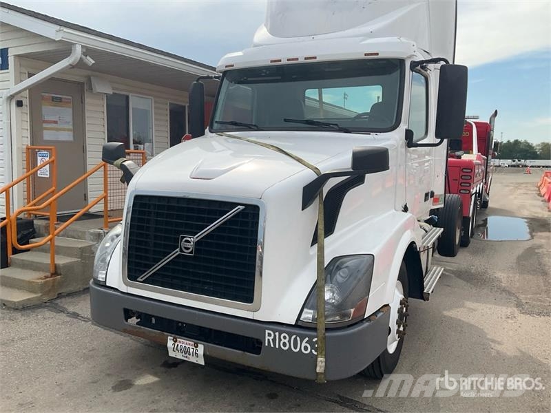 Volvo VNL Prime Movers