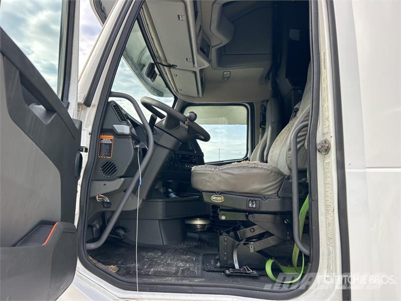 Volvo VNL Motrici e Trattori Stradali