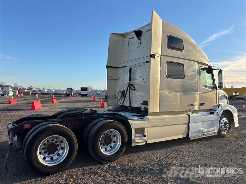 Volvo VNL Cabezas tractoras
