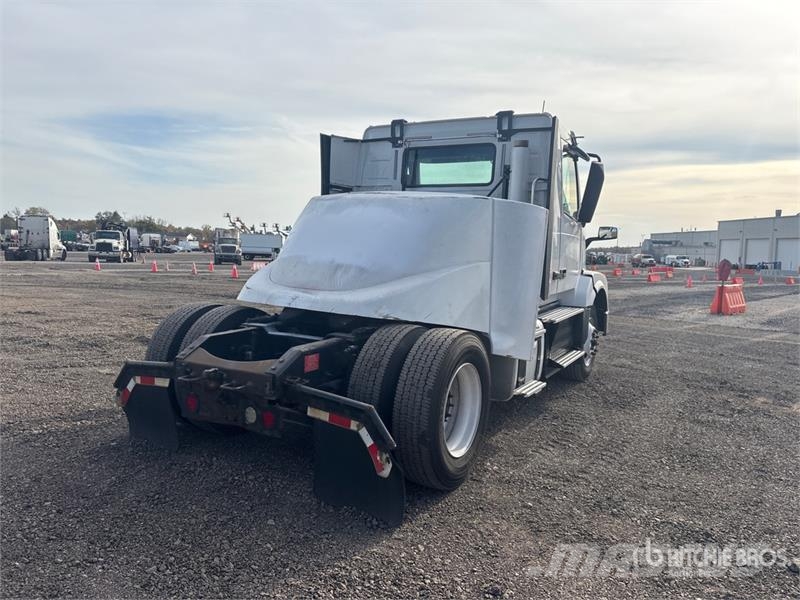 Volvo VNL Tractores (camiões)