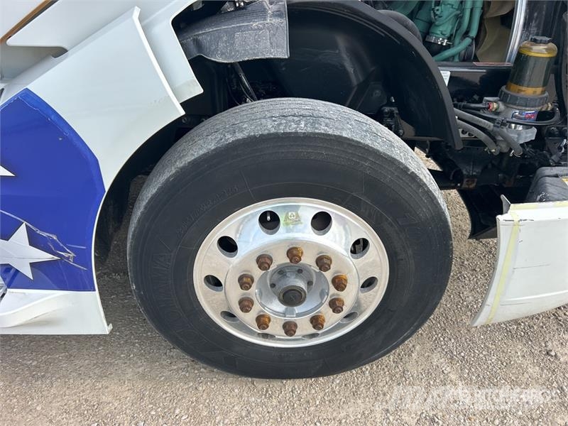 Volvo VNL Motrici e Trattori Stradali