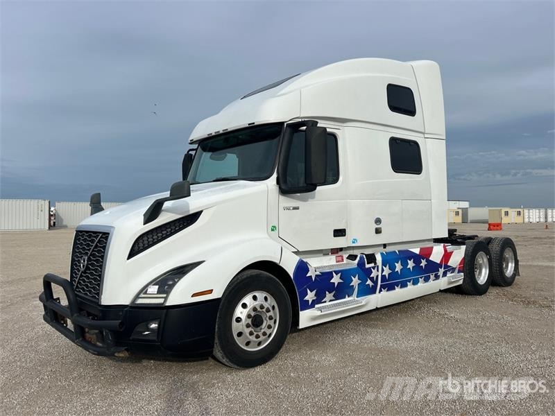 Volvo VNL Sadulveokid