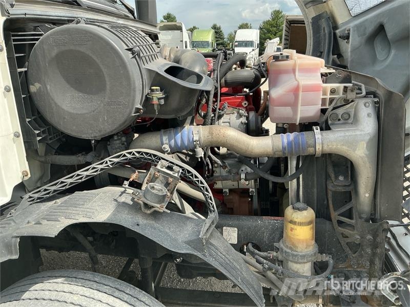 Volvo VNL Dragbilar