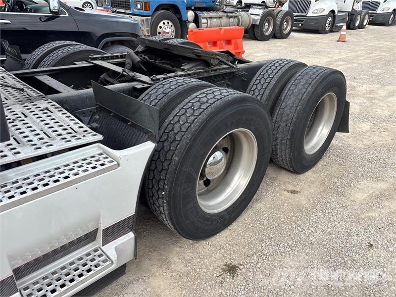 Volvo VNL Trekkvogner