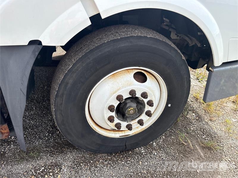 Volvo VNL Tegljači