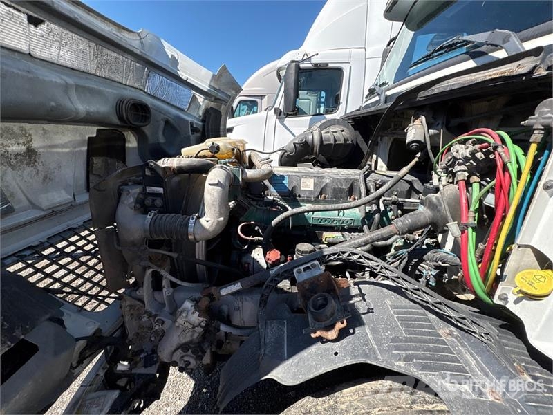 Volvo VNL Trekkers