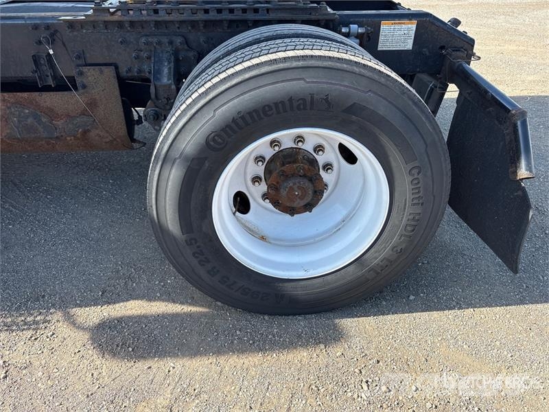 Volvo VNL Dragbilar