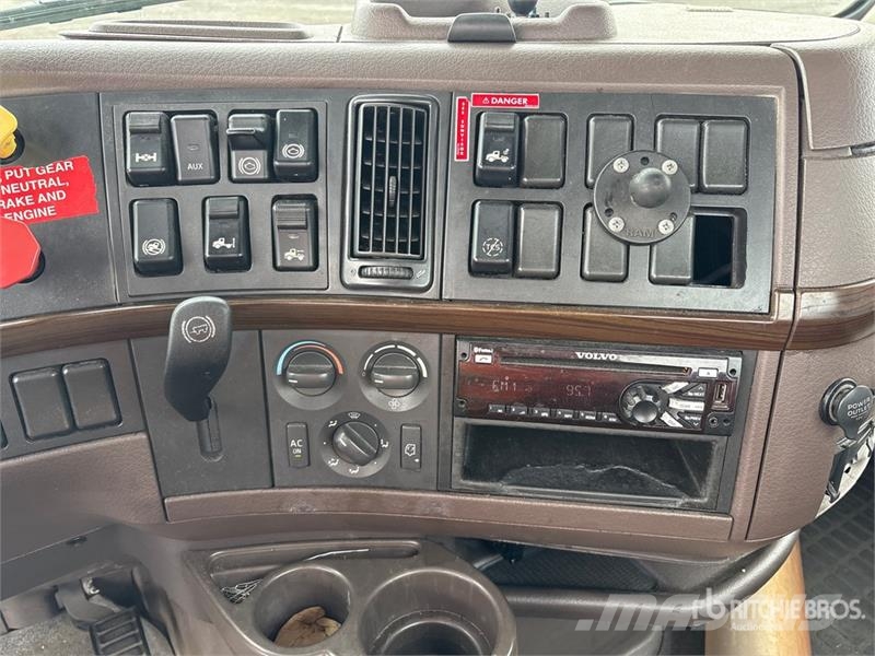 Volvo VNL Vlačilci