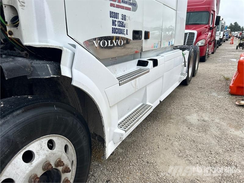 Volvo VNL Trekkers