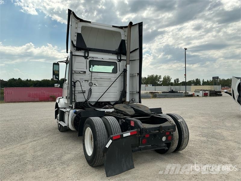 Volvo VNL Dragbilar