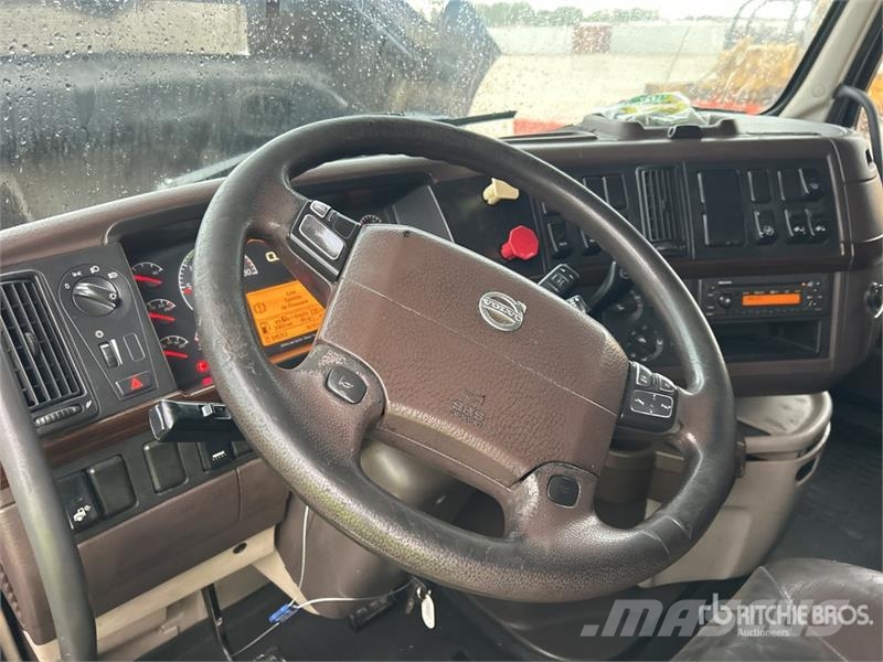 Volvo VNL 曳引機組件