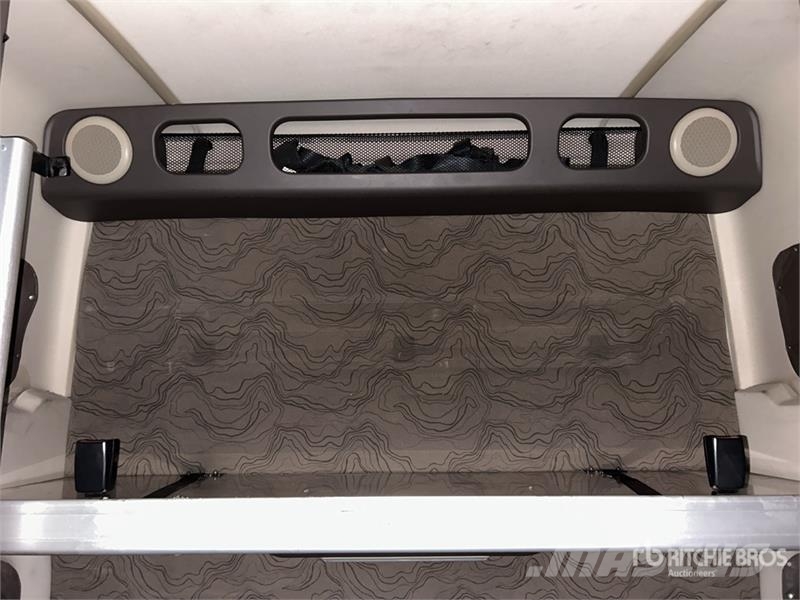 Volvo VNL 曳引機組件