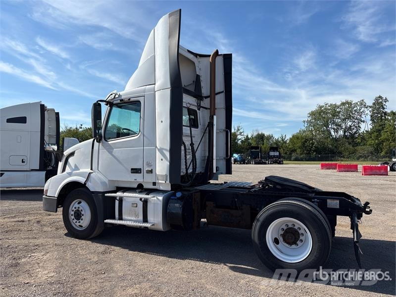 Volvo VNL Dragbilar