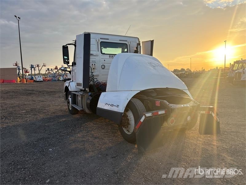 Volvo VNL Trekkers