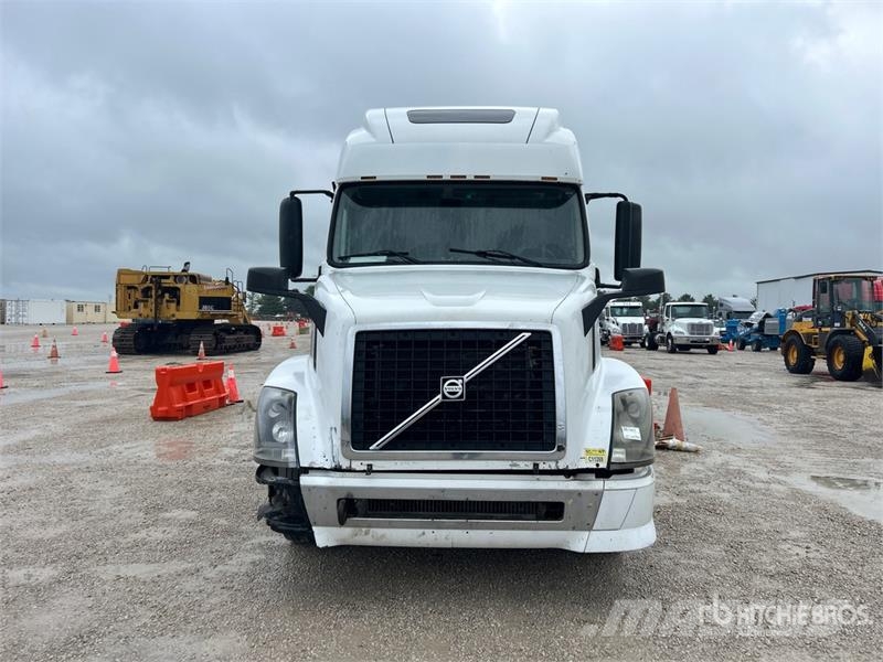 Volvo VNL Trekkers