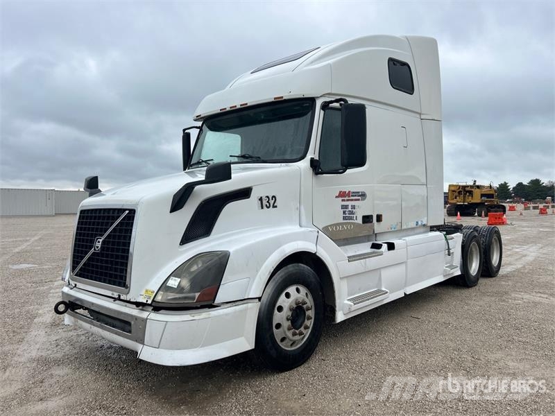 Volvo VNL Trekkers