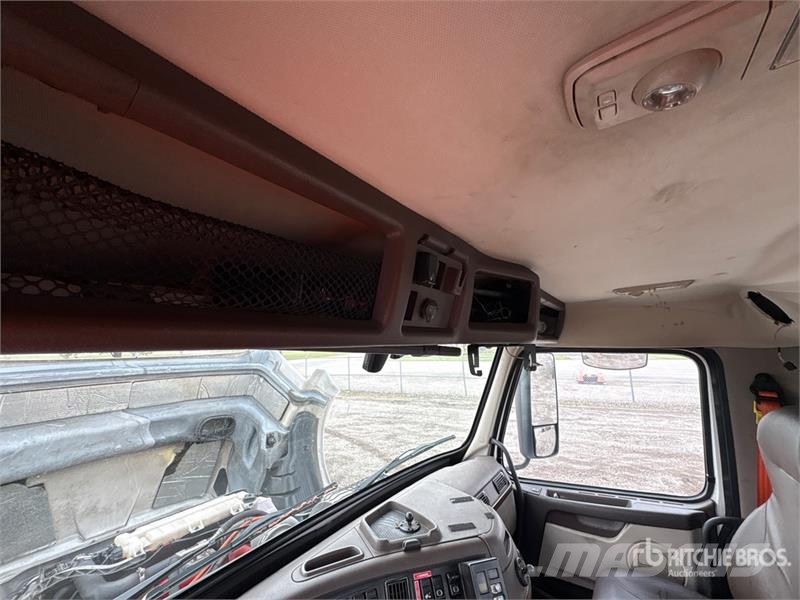 Volvo VNL Nyergesvontatók