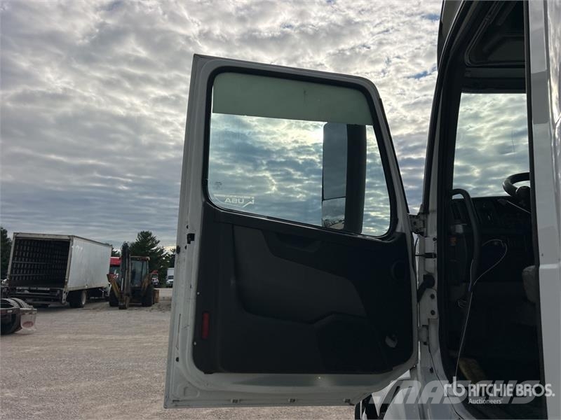 Volvo VNL Motrici e Trattori Stradali