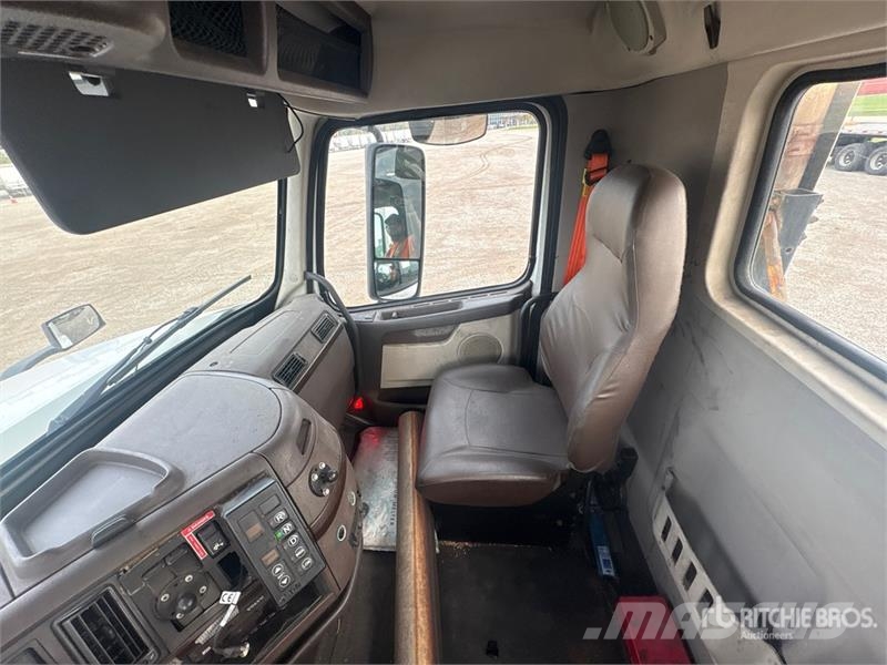 Volvo VNL Cavalos mecânicos