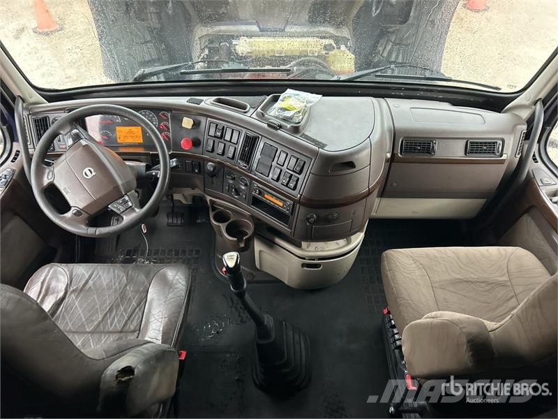 Volvo VNL 曳引機組件