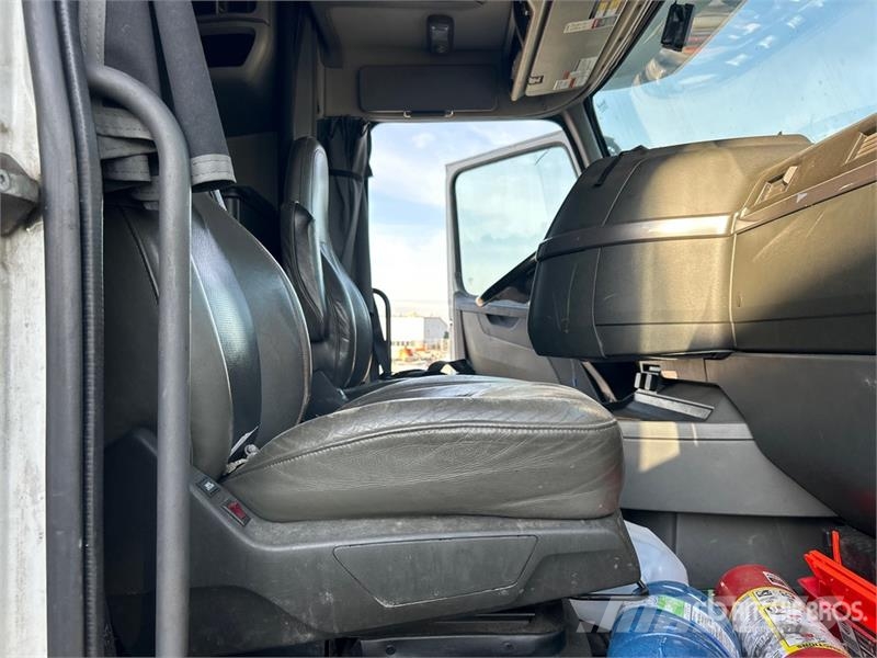 Volvo VNL Vilcēji