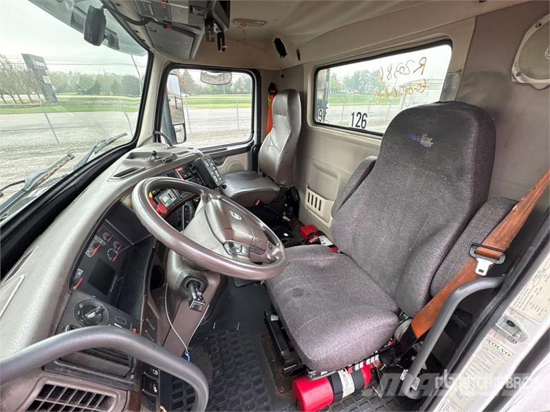 Volvo VNL Nyergesvontatók