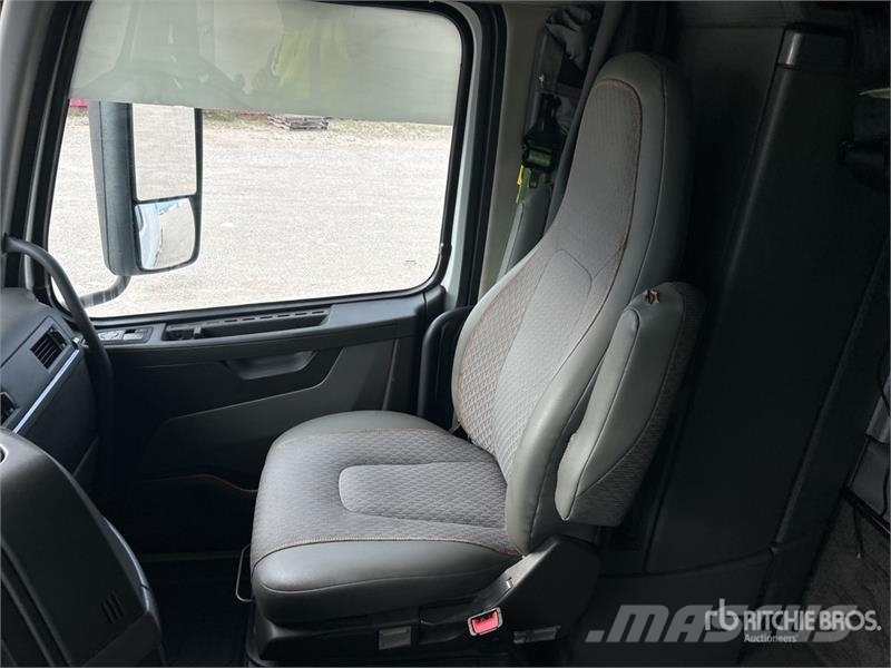 Volvo VNL Motrici e Trattori Stradali