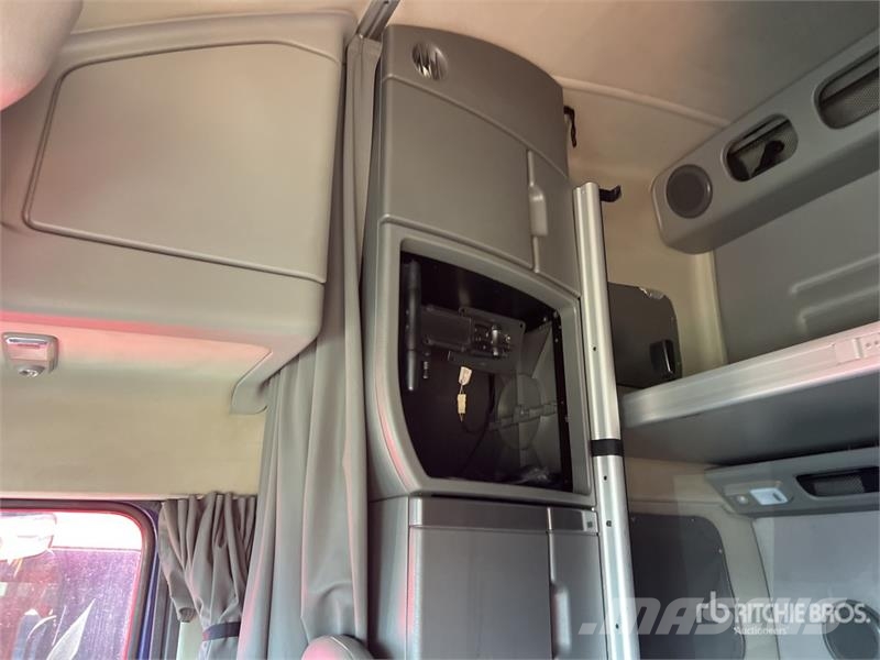 Volvo VNL Vilcēji