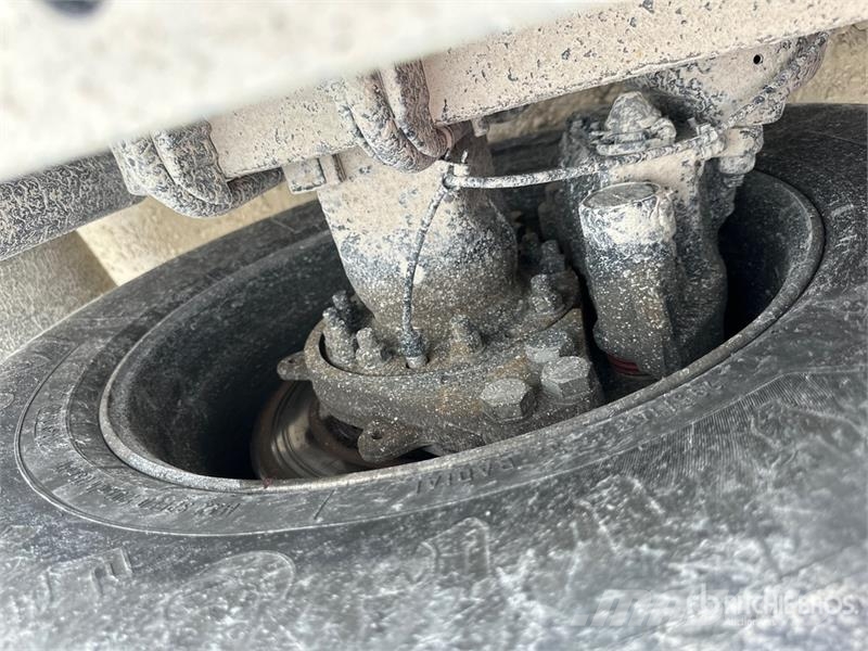 Volvo VNL Sattelzugmaschinen