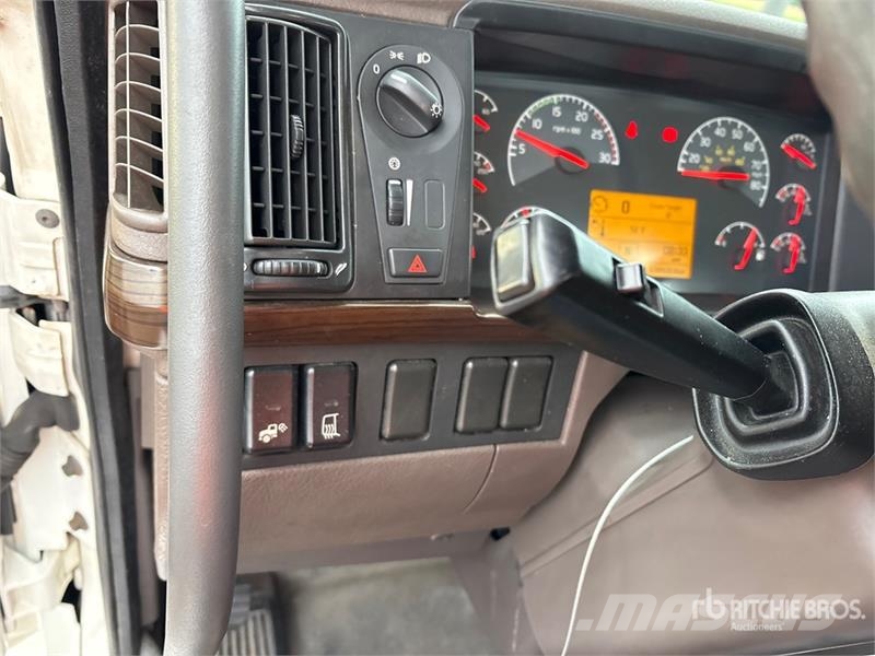 Volvo VNL Nyergesvontatók