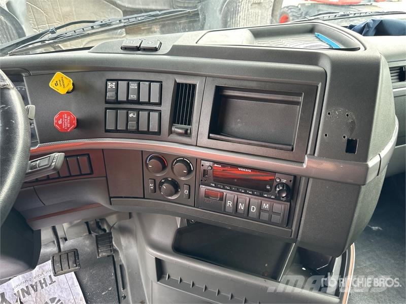 Volvo VNL Sattelzugmaschinen