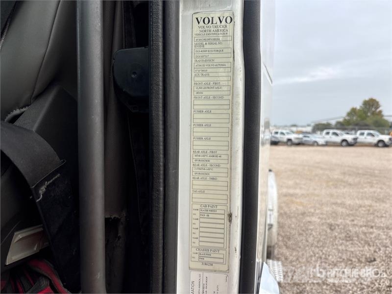 Volvo VNL Τράκτορες