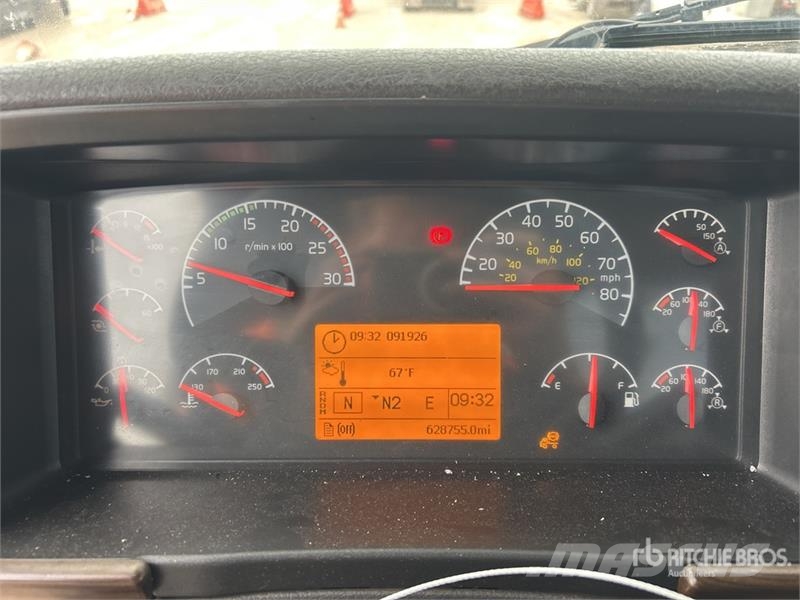 Volvo VNL300 Vilcēji