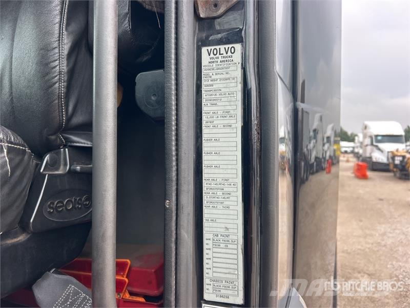 Volvo VNL300 Vilcēji