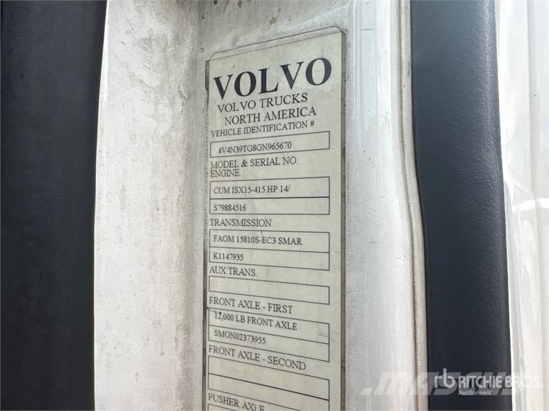 Volvo VNL300 4x2 S/A Day Cab Truck Tractor Prime Movers