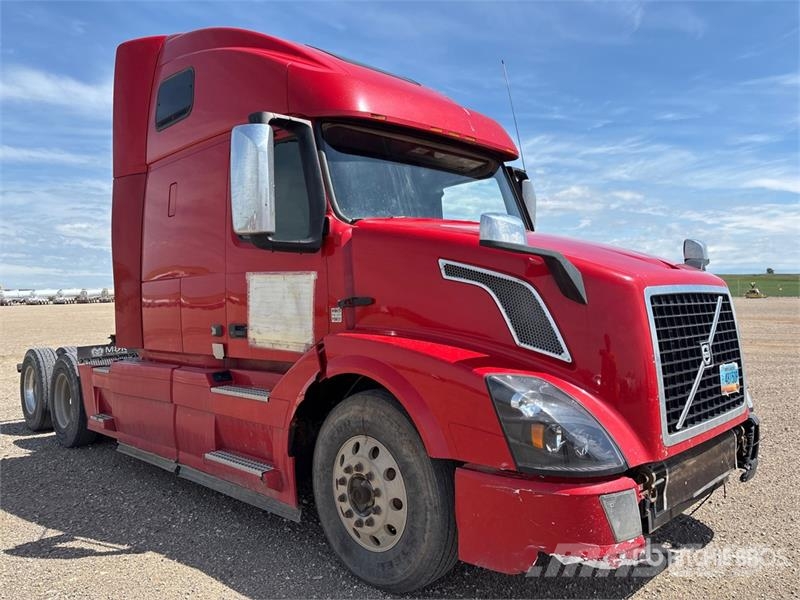Volvo VNL64T670 Trekkers