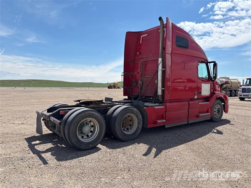 Volvo VNL64T670 Trekkers