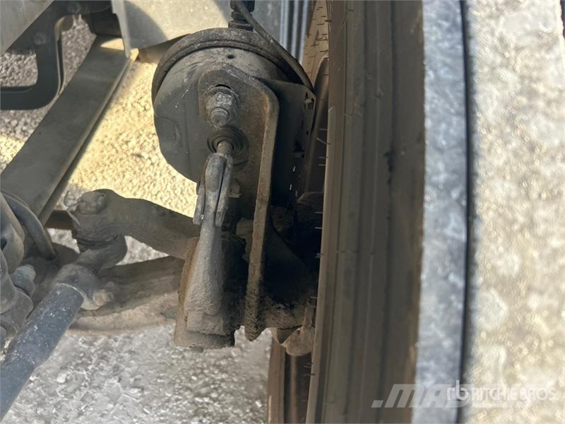 Volvo VNL670 Sattelzugmaschinen