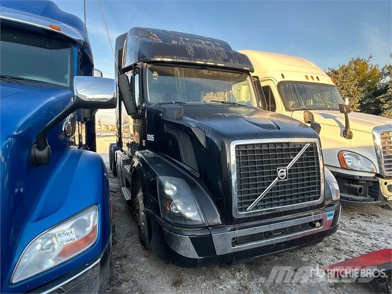 Volvo VNL670 Vilcēji