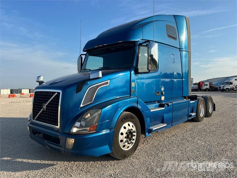 Volvo VNL670 Dragbilar