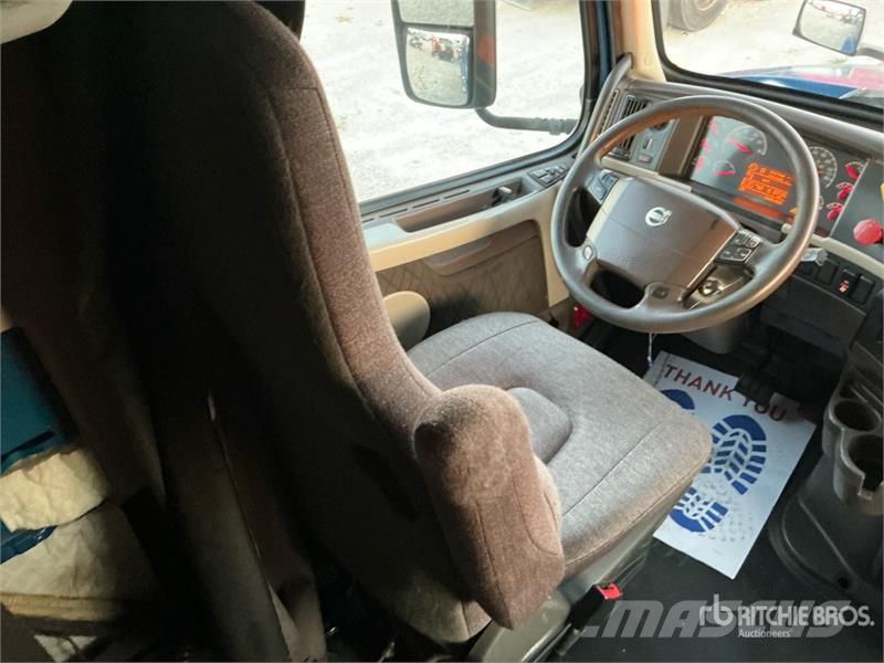 Volvo VNL670 Trekkers