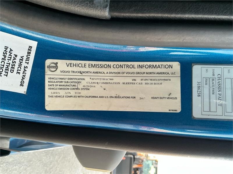 Volvo VNL670 Trekkers