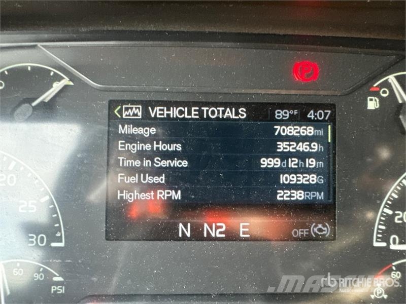 Volvo VNL740 Prime Movers