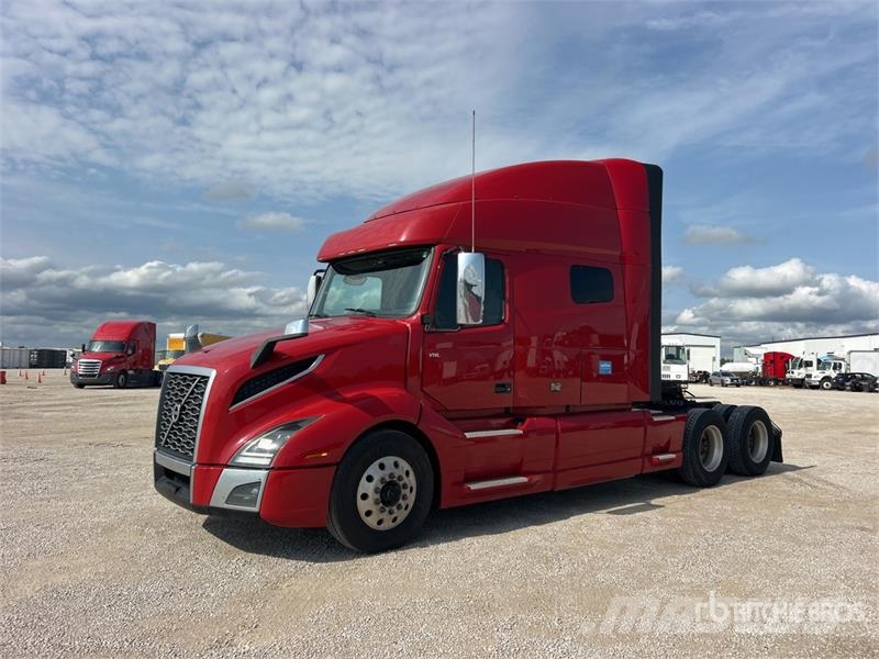 Volvo VNL740 Prime Movers