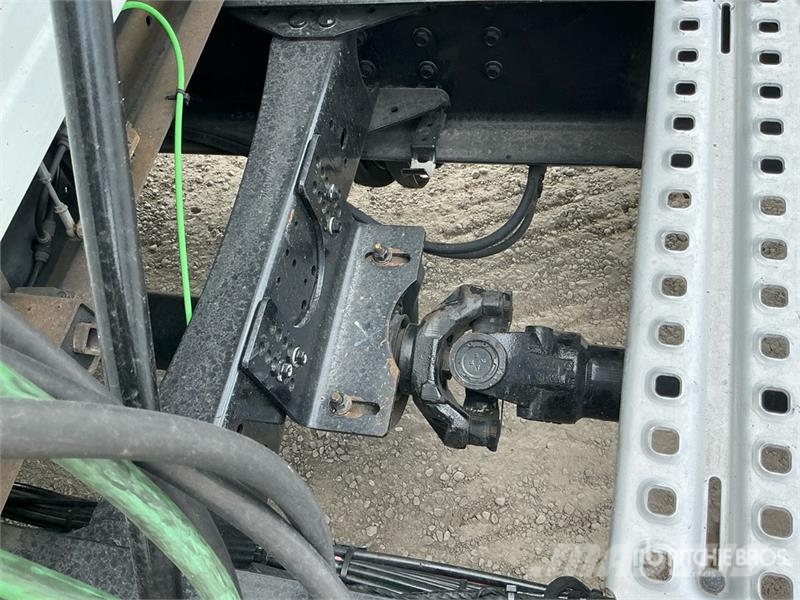 Volvo VNL740 Nyergesvontatók
