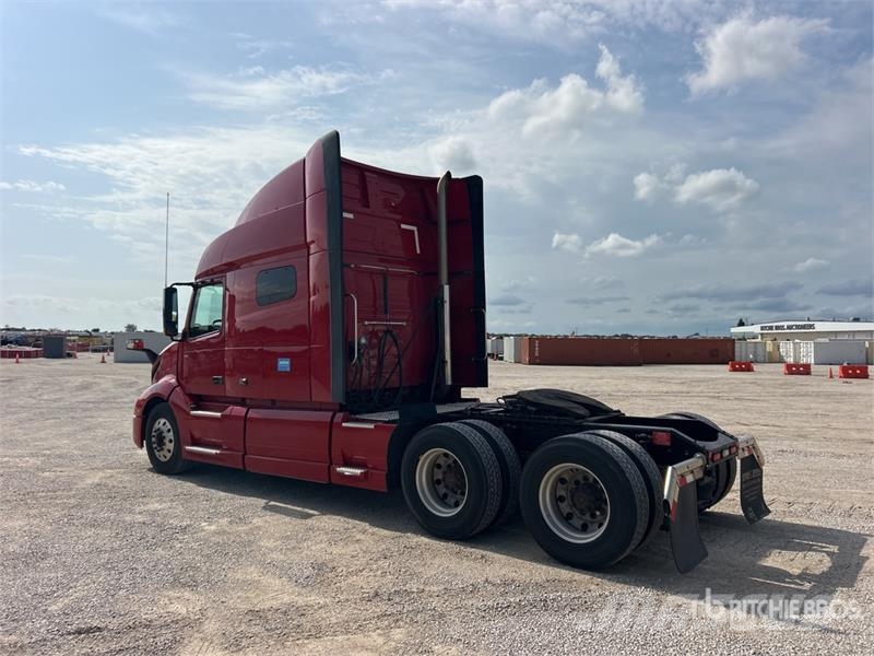 Volvo VNL740 Prime Movers
