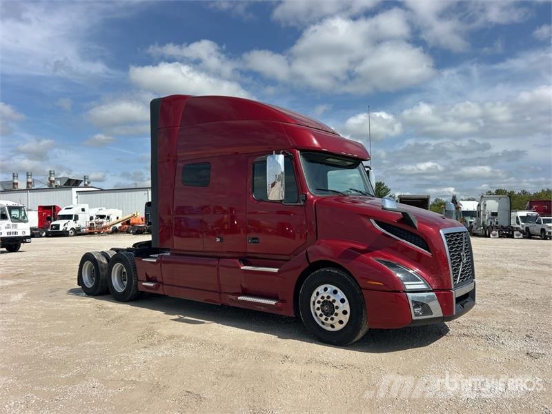 Volvo VNL740 Prime Movers