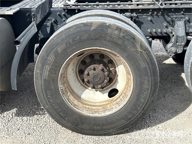 Volvo VNL760 Vlačilci