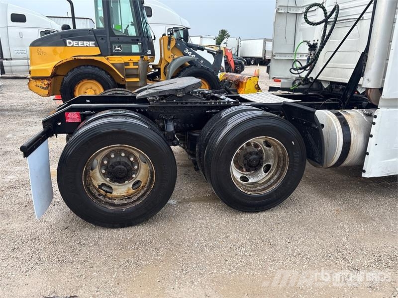 Volvo VNL760 牵引车
