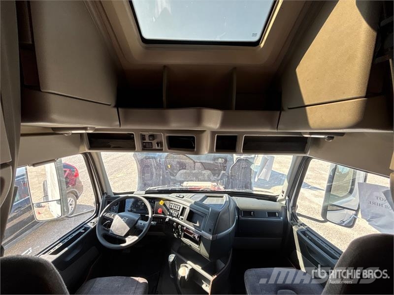 Volvo VNL760 Cavalos mecânicos